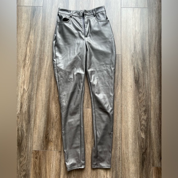 Missguided gray leather want with fleece - Picture 4 of 8